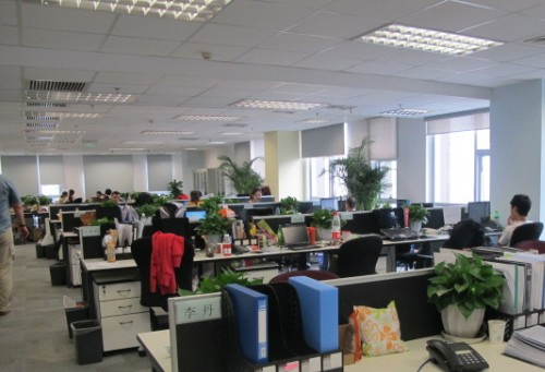 雪龍集團(tuán)股東聯(lián)展企業(yè)管理擬減持不超1.95%股份:企業(yè)管理